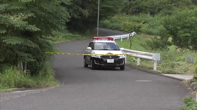 被害にあった住宅付近で続く規制