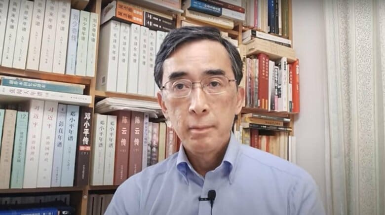 神田外語大学・興梠一郎教授