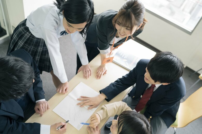 教育の場でも非認知能力の育成は加速している（画像：イメージ）