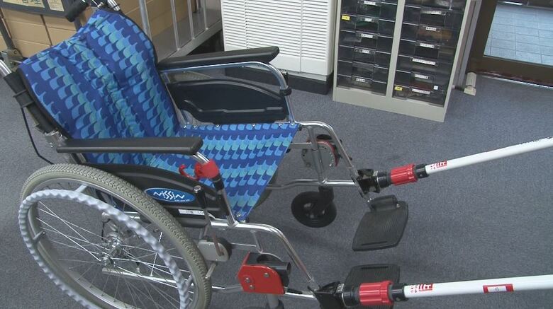 「JINRIKI」を装着した車いす