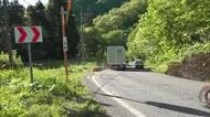 88歳男性が運転の車、カーブを曲がり切れなかったか…道路脇のブロックに衝突し死亡　大野市九頭竜湖沿いの国道158号