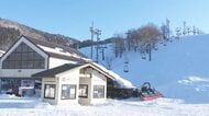 富山市牛岳温泉スキー場、7日から全リフト稼働して営業再開　緊急停止からの総点検を完了　安全対策を強化