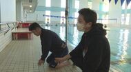 「息してくれ…」プールに浮かぶ心肺停止の女性　無我夢中で心臓マッサージ　スポーツクラブ職員が連携し命救う　