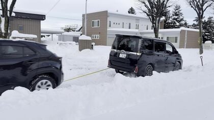 【道内で記録的大雪】オホーツクドーム陥没、電柱倒壊、電線切断―異例の猛吹雪と湿雪が北海道を直撃 大規模停電＆交通網もマヒし市民生活に深刻な影響