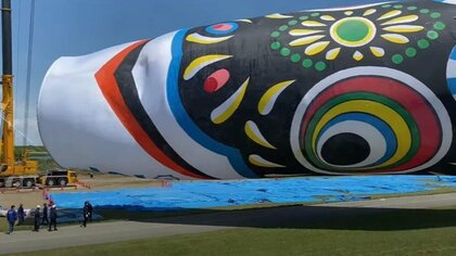 “世界一”大きなこいのぼり　新米女性アシスタントが初めて生配信を経験…緊張で手が震え