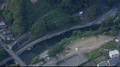 “20代”男性が川で溺れ救急搬送　通報から30分後に水中で発見も意識不明か　福岡・八女市