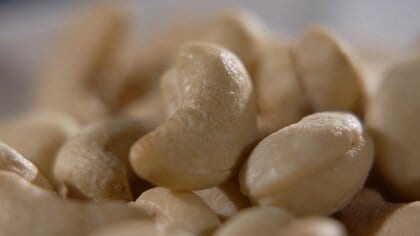 急増するナッツアレルギー…12年間で10倍に、健康志向と消費量の増加が背景か　“見えないナッツ”のリスク　対策整備と啓発進む