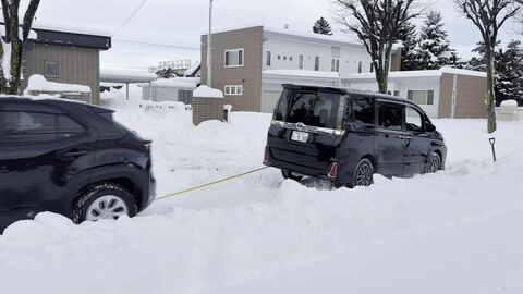 【道内で記録的大雪】オホーツクドーム陥没、電柱倒壊、電線切断―異例の猛吹雪と湿雪が北海道を直撃 大規模停電＆交通網もマヒし市民生活に深刻な影響