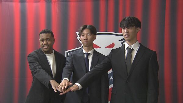 【コンサドーレ】悲願のJ１昇格へ向け新戦力が加入 河合竜二GM「昇格を勝ち取るために更なる課題克服が必要。北海道一丸となって昇格を成し遂げたい」