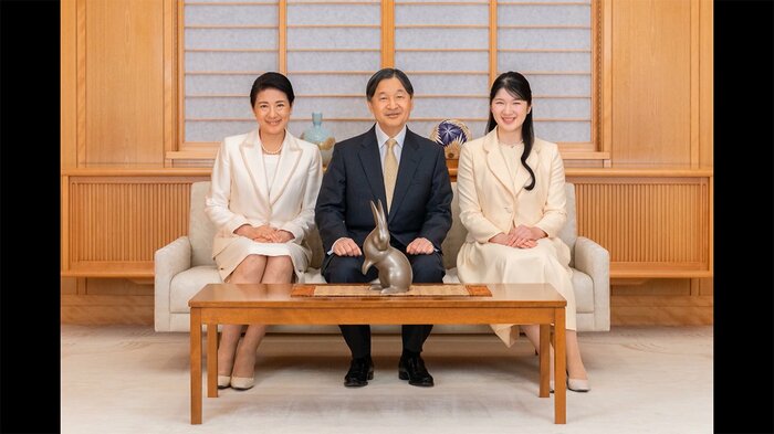 12月23日・御所 談話室(宮内庁提供)