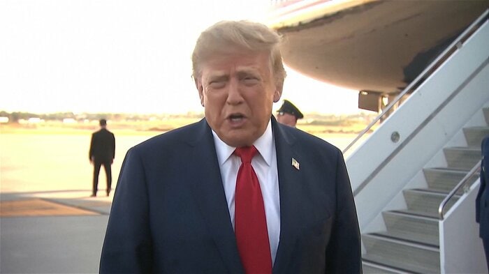 トランプ大統領から距離を置く共和党候補が出ている
