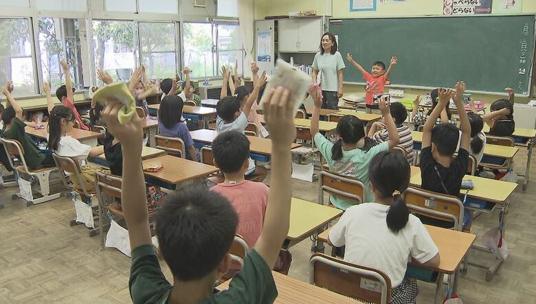 さあ！きょうから2学期　長野県内で小学校の始業式ピーク　「けがや事故もなく…」長い夏休み終わり元気に登校｜FNNプライムオンライン