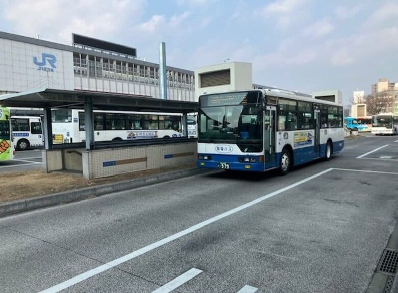 【速報】安全に取り組む優良な貸し切りバス会社　中国地方の２社など全国４２者を初めて「４ツ星」認定｜FNNプライムオンライン