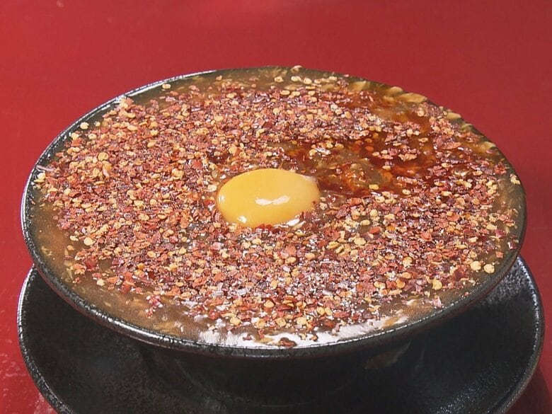 着想は“台湾ラーメン×あんかけパスタ”…期間限定でオープンした『辛餡ラーメン』の店 想定外の人気を受けて延長を検討｜FNNプライムオンライン