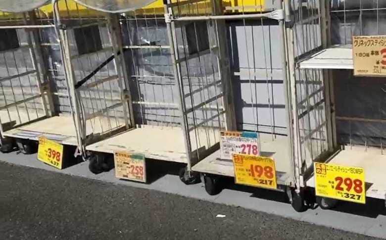 トイレットペーパーなどが一時品切れ状態となっていた