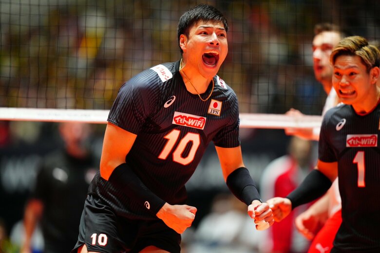 雄叫びを上げチームを鼓舞する 髙橋健太郎