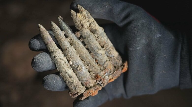 ガマで発見された銃弾