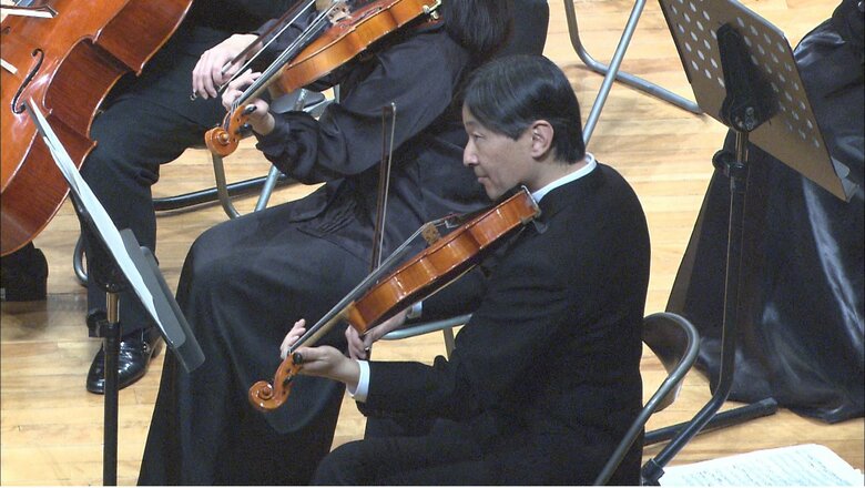 天皇陛下も同じステージでビオラを演奏された　2014年4月