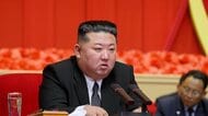 北朝鮮、弾道ミサイル相次ぎ発射か　2発とも日本のEEZ外に落下とみられる　韓国軍「900km以上飛行」