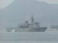 路上で知人女性にキス、女性のスマホ盗んだ疑い　海上自衛隊員の男（33）逮捕　酒を飲んでいたか　広島