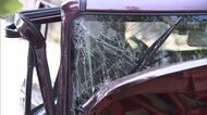 軽自動車が路線バスと正面衝突 乗客含む3人がけが 東京・世田谷区