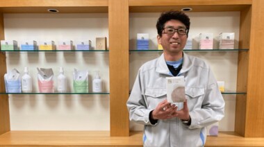 医薬品・食品レベルに安心・安全な「無菌充填」の化粧品を製造。肌への優しさを追求するCAC函館工場・ものづくりへの姿勢