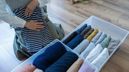 衣替えする前に「しまい洗い」してる！？洗わずにしまうと黄ばみだらけになることも…洗濯研究家が正しい洗い方を解説