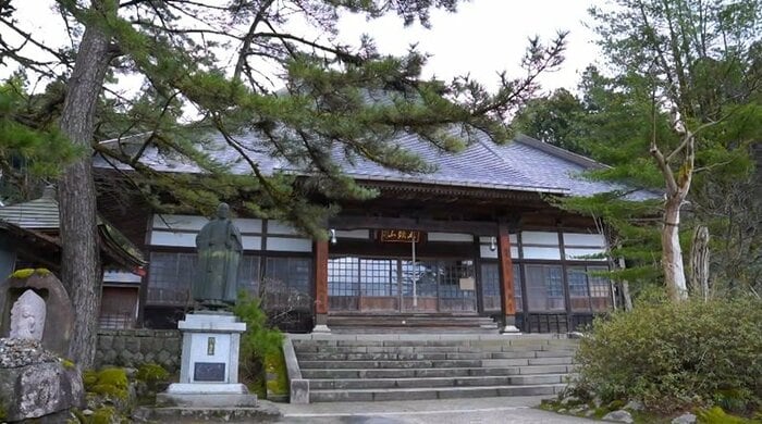 新潟・阿賀野市 華報寺(けほうじ)