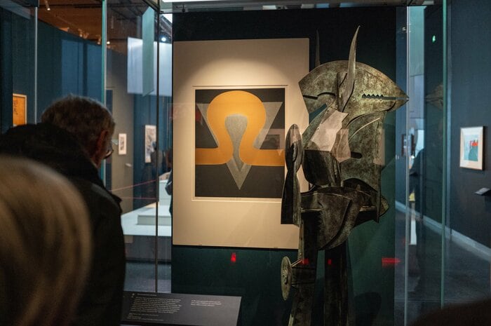 【Moment Décisif（決定的な瞬間）】戦争経験者の作品のひとつとして展示（大英博物館「サムライ展」）