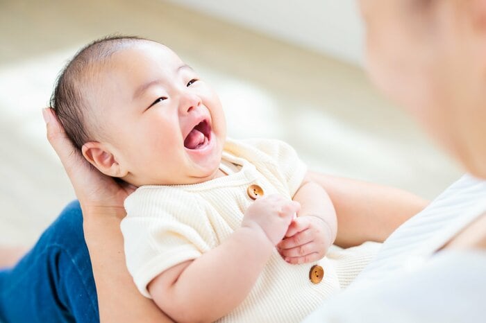 ミラーニューロンは赤ちゃんのときに一番機能する(画像:イメージ)