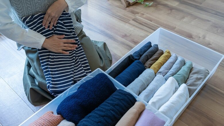 衣替えする前に「しまい洗い」してる！？洗わずにしまうと黄ばみだらけになることも…洗濯研究家が正しい洗い方を解説｜FNNプライムオンライン