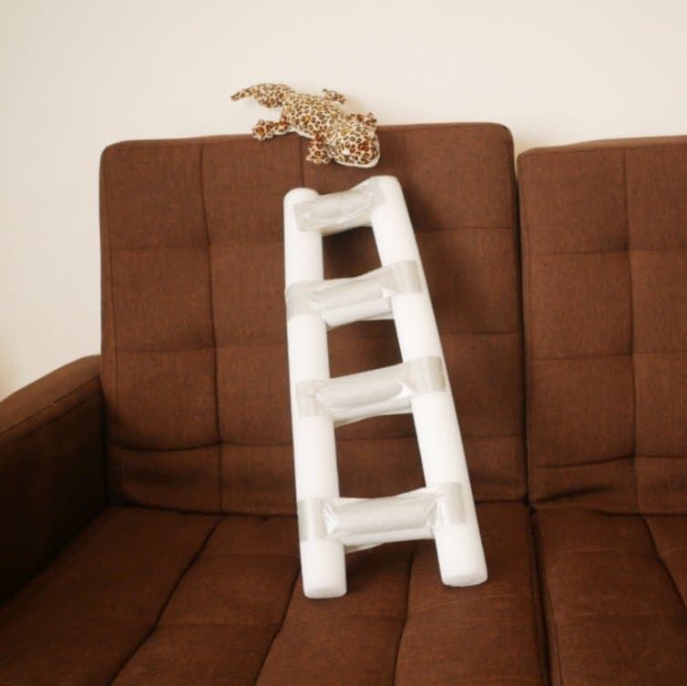 こちらは娘さんが作ったという「ハシゴ」。ぬいぐるみが使えるサイズ