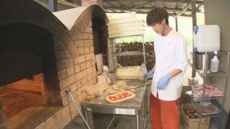 登り窯をイメージしたピザ窯