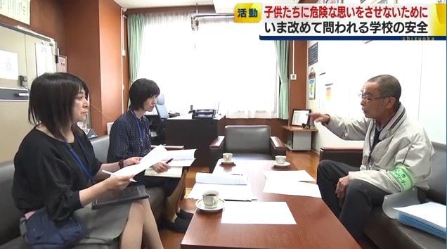 袋井南小でのマニュアルの打合せ