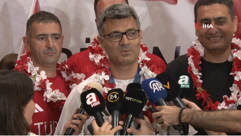 トルコに帰国し大歓迎を受けた　IHA