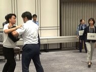 アジア大会の開幕迫る中…名古屋のホテルで不審者対応訓練 従業員らが暴れる男を制止して通報するまでの流れを確認