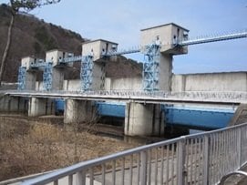 普代水門(岩手県普代村)国交省HPより