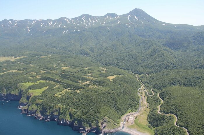 空から見た知床連山(知床斜里町観光協会より)