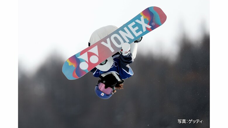 スノーボード女子ハーフパイプ予選　現役高校生・清水さらと工藤璃星が躍動　日本代表4人全員が決勝進出｜FNNプライムオンライン