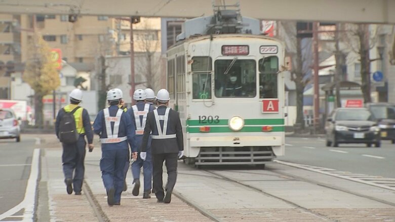 【続報】“重大インシデント”認定で事故調査官が現地入り　熊本市電がドアを開けたまま約90メートル走行｜FNNプライムオンライン