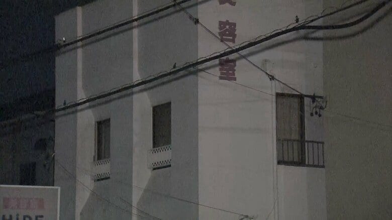 事件が起きた店舗 兼 住宅（2022年3月）