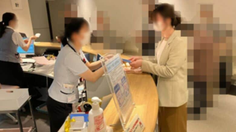 眼科で「スマホ貸し出し」の実証実験中