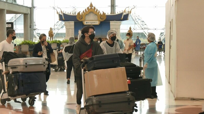 午前7時00分、スワンナプーム国際空港