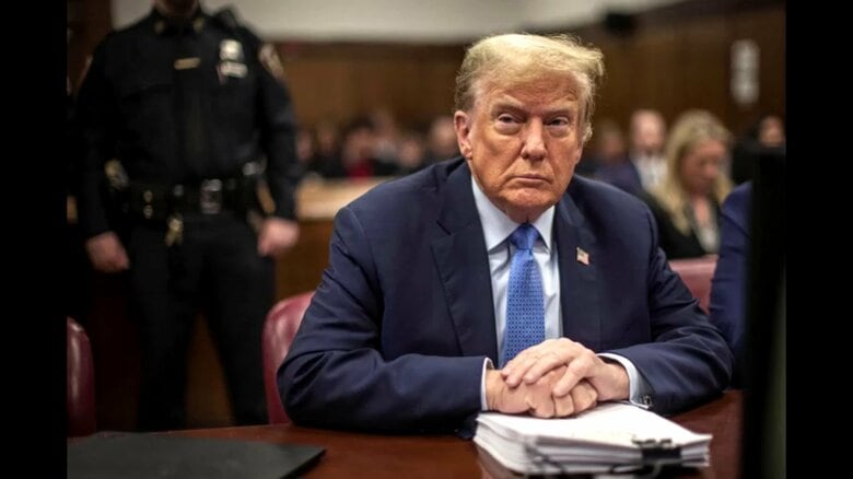 トランプ前大統領の運命は12人の陪審員の正義感に委ねられるか…