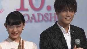 岩田剛典“20代最後の学生服姿”…杉咲花「すごく新鮮でお似合い」