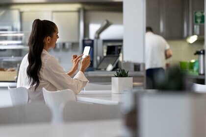 RATIONALのデジタル厨房管理システム 「ConnectedCooking」の登録ユニット数が10万台を突破