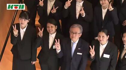 新年度スタートで入社式…ヒルトン長崎は新入社員16人が社会人デビュー　ネパール出身者6人で海外出身者採用は過去最多