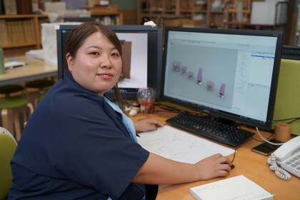 開発ストーリー|ガラス仏具「流彩」ができるまで