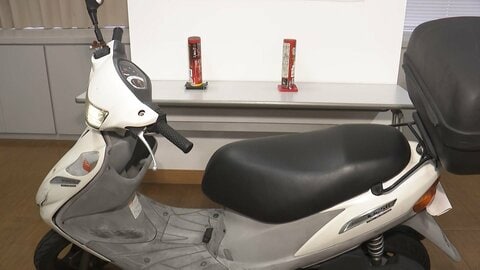 「うざかったので痛い目に」盗んだバイクで交番へ　警察官に向けて花火発射　15歳高校生と14歳中学生を逮捕