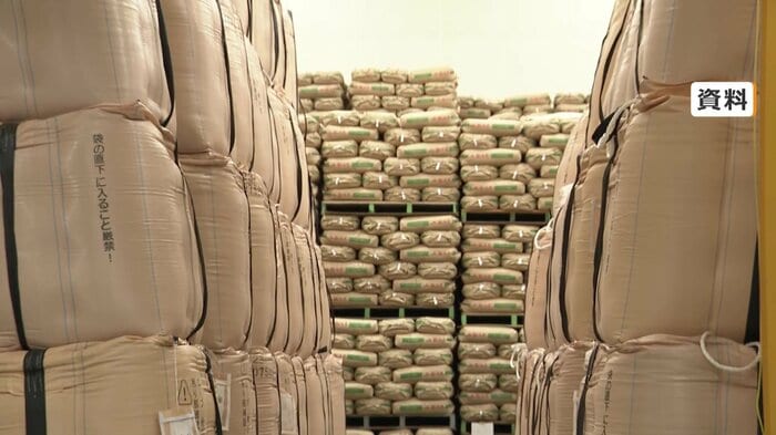 政府が備蓄米を大量に放出しコメの価格が下落した